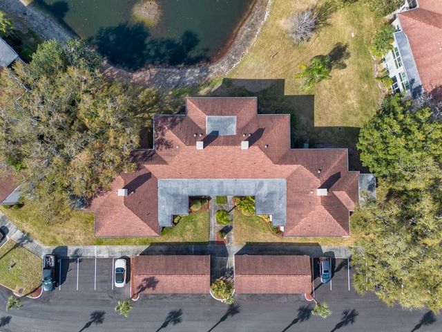 10336 CARROLLWOOD LANE 106, Tampa, FL 33618