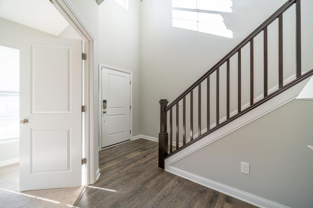 4032 Stonehill Way, Powell, OH 43065