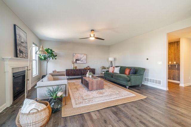 4032 Stonehill Way, Powell, OH 43065