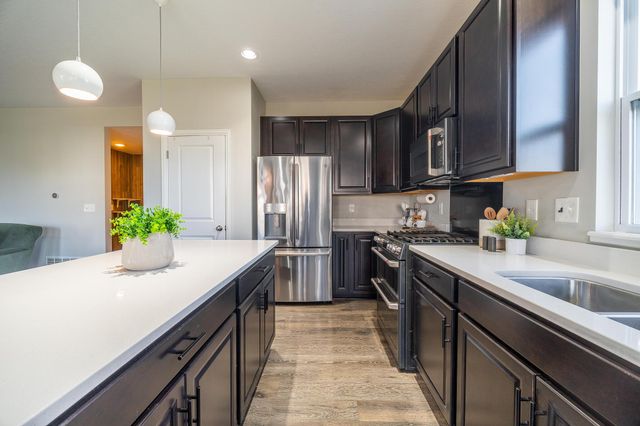 4032 Stonehill Way, Powell, OH 43065