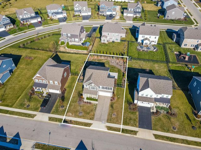 4032 Stonehill Way, Powell, OH 43065