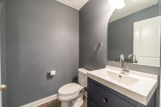 4032 Stonehill Way, Powell, OH 43065