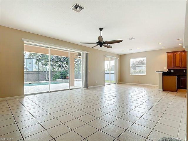 2798 Via Piazza LOOP, Fort Myers, FL 33905
