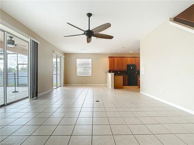 2798 Via Piazza LOOP, Fort Myers, FL 33905