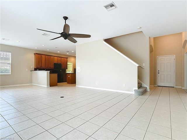 2798 Via Piazza LOOP, Fort Myers, FL 33905