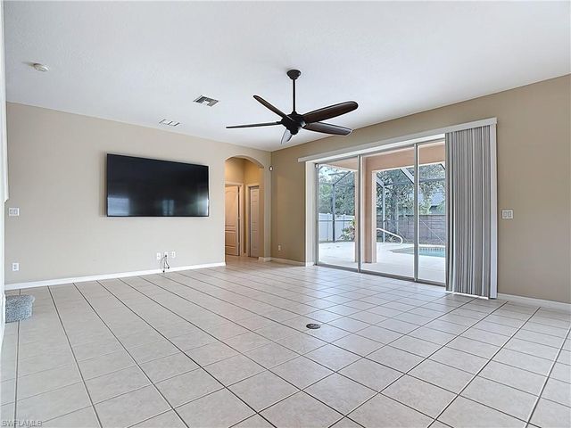 2798 Via Piazza LOOP, Fort Myers, FL 33905