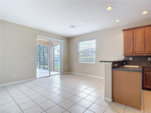 2798 Via Piazza LOOP, Fort Myers, FL 33905