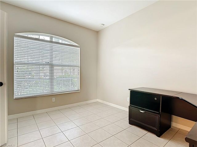 2798 Via Piazza LOOP, Fort Myers, FL 33905