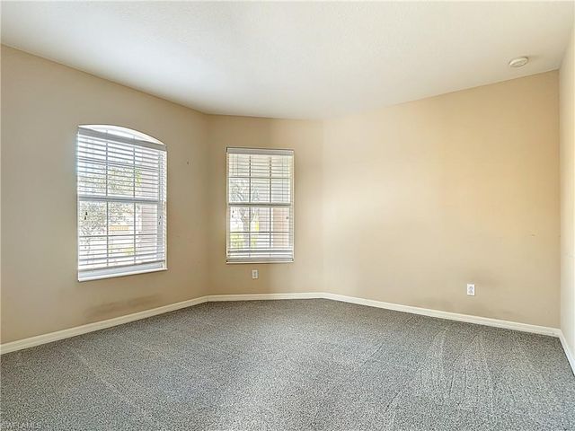 2798 Via Piazza LOOP, Fort Myers, FL 33905