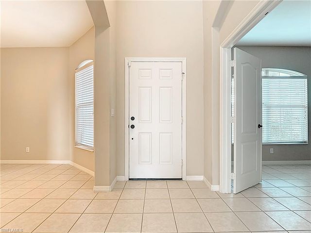 2798 Via Piazza LOOP, Fort Myers, FL 33905