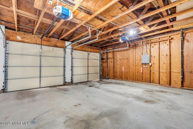 14 Plymouth Drive, Howell, NJ 07731