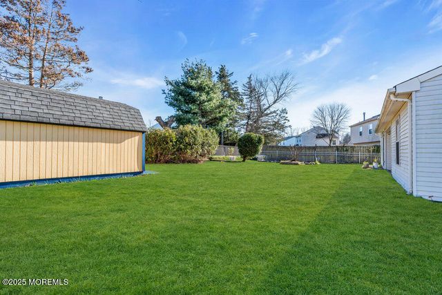 14 Plymouth Drive, Howell, NJ 07731