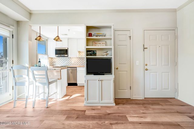 77 Main Avenue 2B, Ocean Grove, NJ 07756