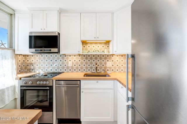 77 Main Avenue 2B, Ocean Grove, NJ 07756