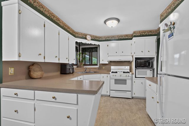 3156 New Holland Street, Hudsonville, MI 49426