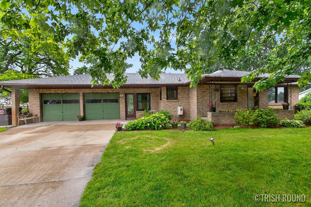 3156 New Holland Street, Hudsonville, MI 49426