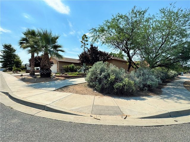 3064 Brenda Circle, Kingman, AZ 86401