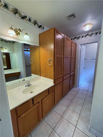 3064 Brenda Circle, Kingman, AZ 86401