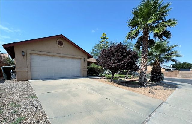 3064 Brenda Circle, Kingman, AZ 86401
