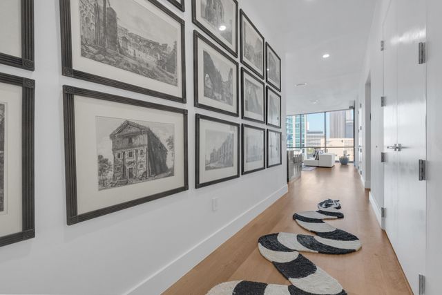 2200 Victory Avenue, Dallas, TX 75219