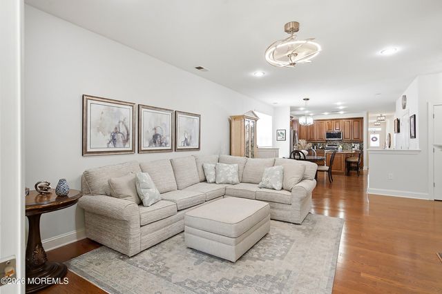 29 Heath Lane, Jackson, NJ 08527