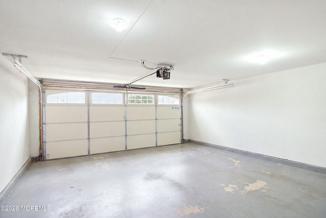 29 Heath Lane, Jackson, NJ 08527