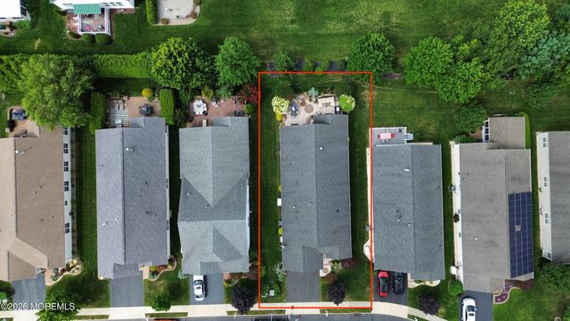 29 Heath Lane, Jackson, NJ 08527