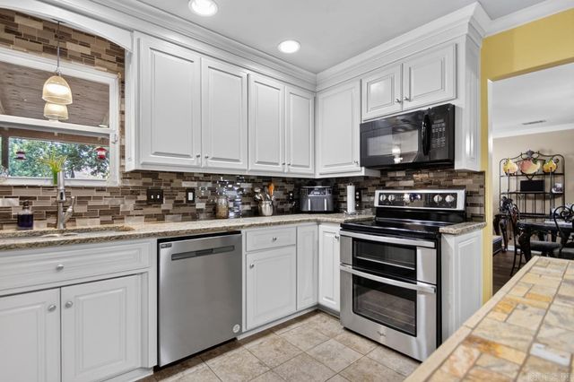 1207 Dyson Drive, Sherwood, AR 72120
