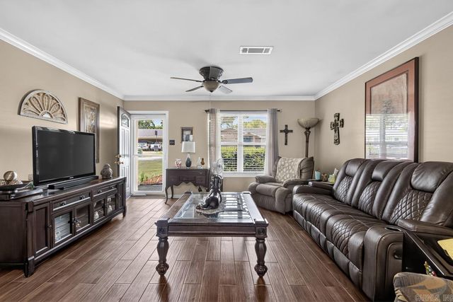1207 Dyson Drive, Sherwood, AR 72120