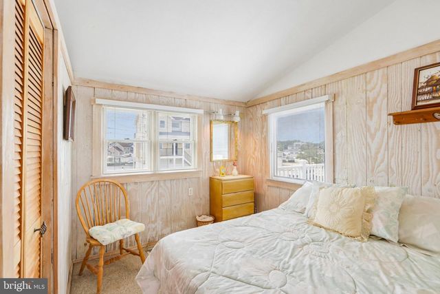 1107 LEILANI DR, Forked River, NJ 08731