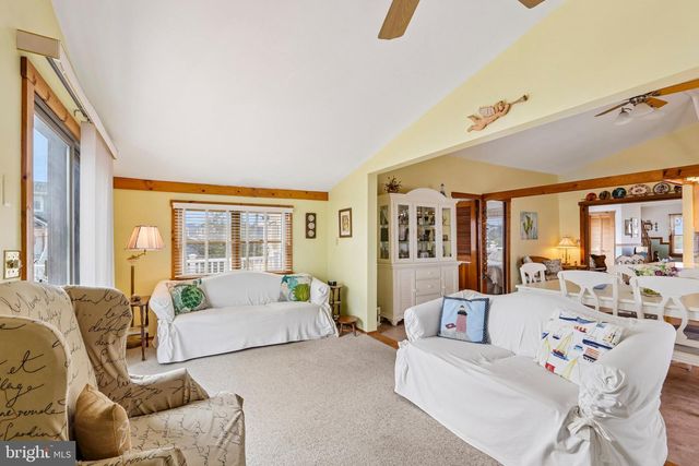 1107 LEILANI DR, Forked River, NJ 08731