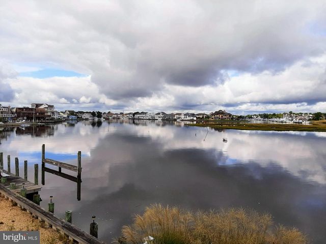 1107 LEILANI DR, Forked River, NJ 08731