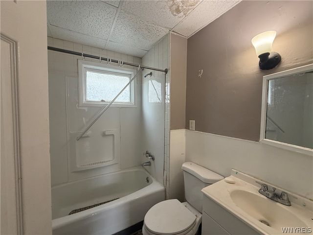 96 Dorris Avenue, Buffalo, NY 14215