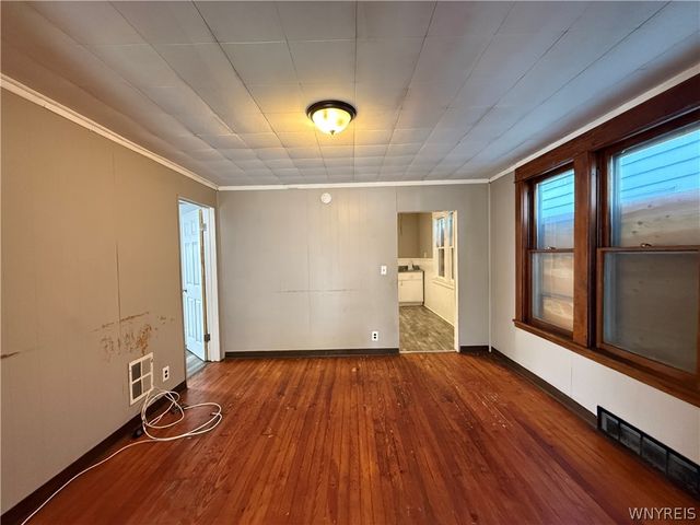 96 Dorris Avenue, Buffalo, NY 14215