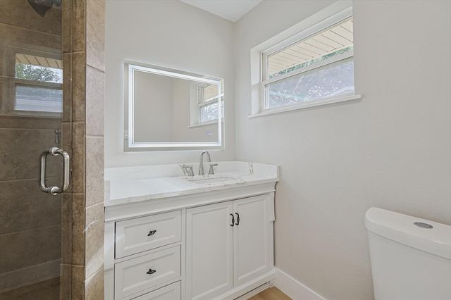 1016 Cavender Drive, Hurst, TX 76053