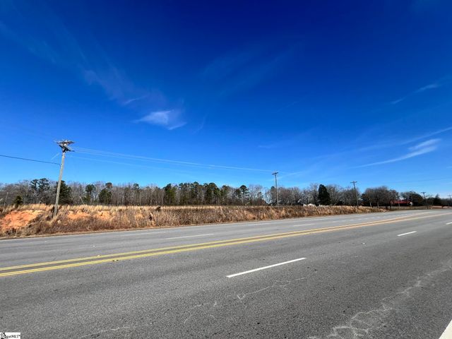 9901 Augusta Road, Pelzer, SC 29669