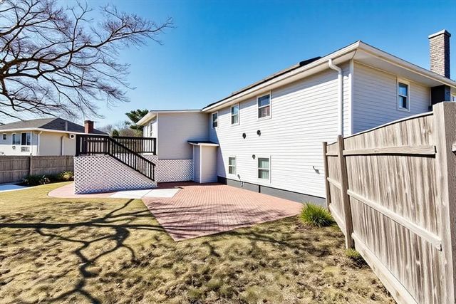 4 Virginia Ave, Brockton, MA 02302