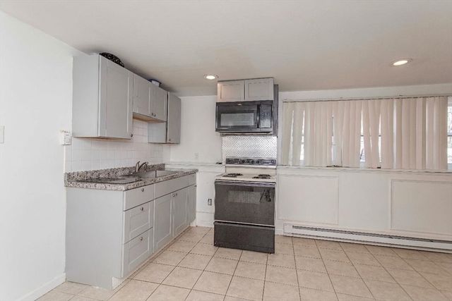 4 Virginia Ave, Brockton, MA 02302