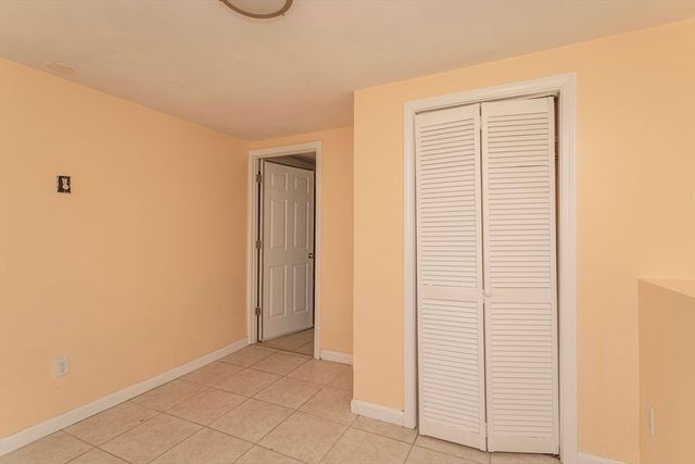 4 Virginia Ave, Brockton, MA 02302