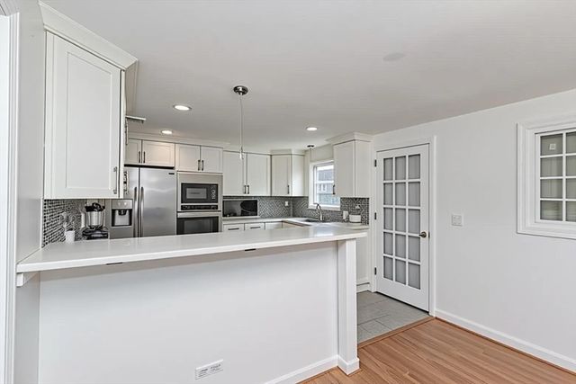 4 Virginia Ave, Brockton, MA 02302