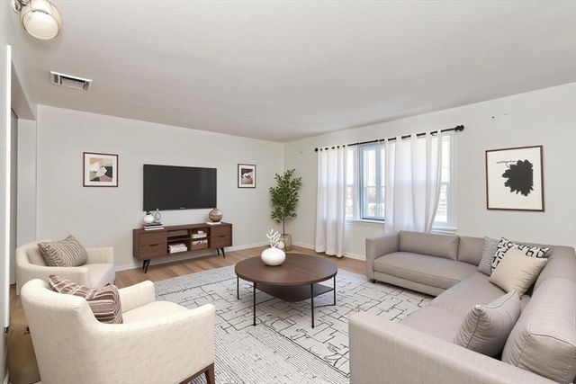 4 Virginia Ave, Brockton, MA 02302