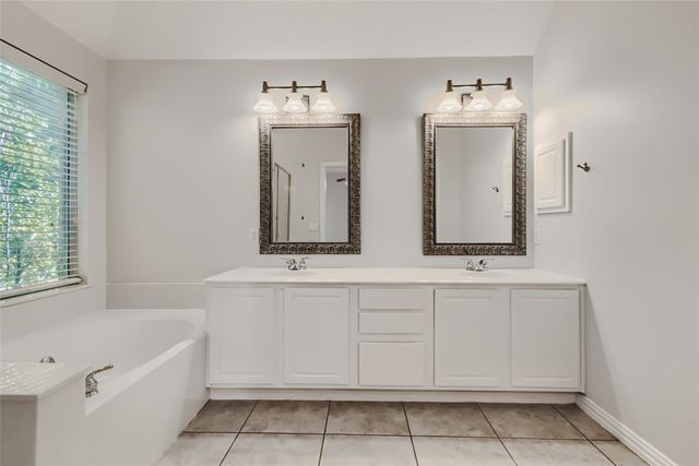 1208 Dover Heights Trail, Mansfield, TX 76063