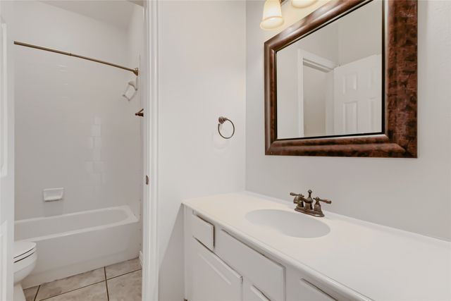 1208 Dover Heights Trail, Mansfield, TX 76063