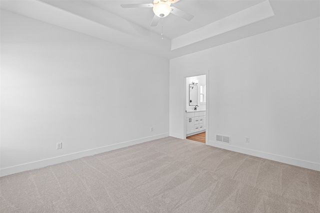 284 Pine Grove Lane, Iowa City, IA 52246