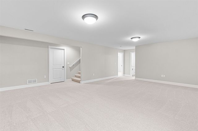 284 Pine Grove Lane, Iowa City, IA 52246