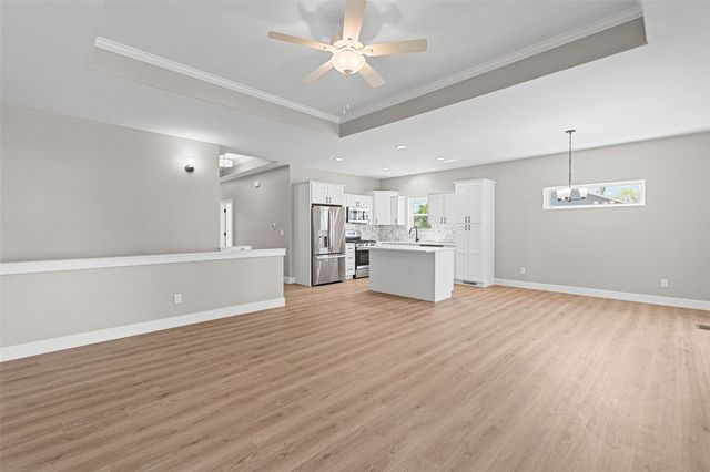 284 Pine Grove Lane, Iowa City, IA 52246