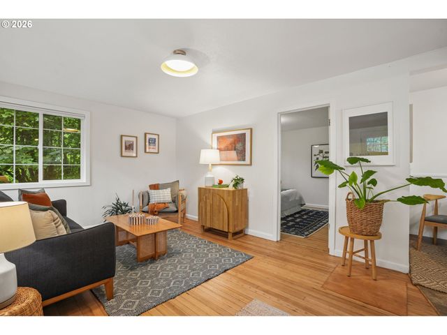 5616 Ne 50TH Ave, Portland, OR 97218