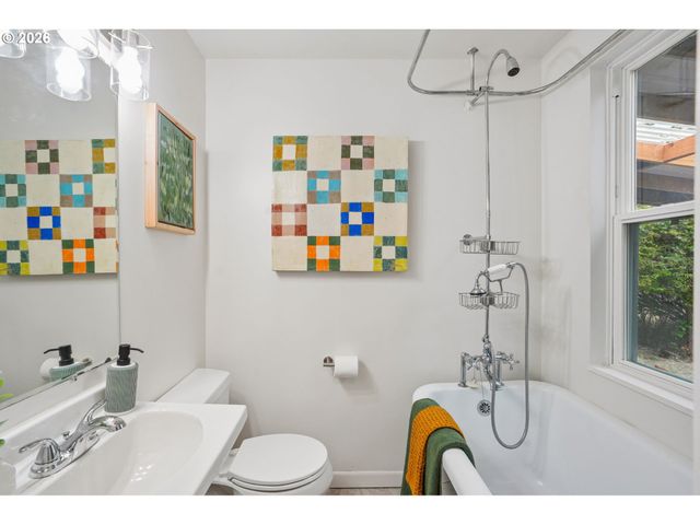 5616 Ne 50TH Ave, Portland, OR 97218