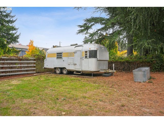 5616 Ne 50TH Ave, Portland, OR 97218