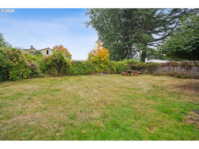 5616 Ne 50TH Ave, Portland, OR 97218